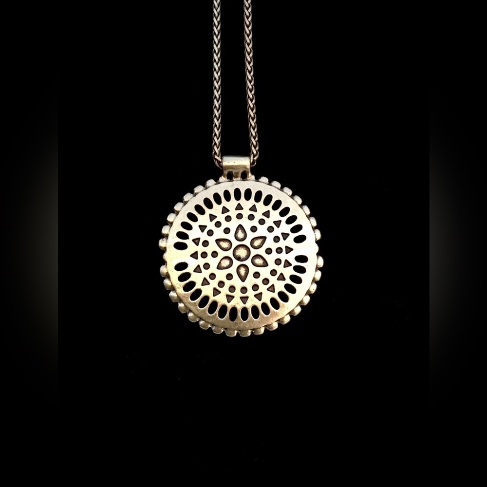Lucky Brand Gold tone w/Turquoise Necklace - Picture 4 of 4